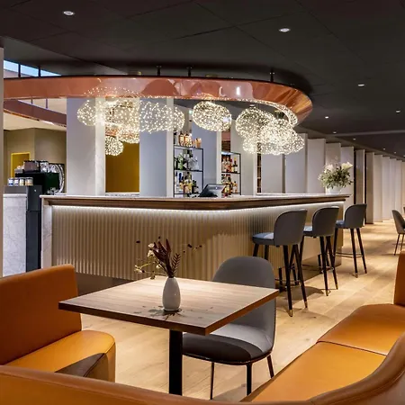 Nh Collection Hotell 5*