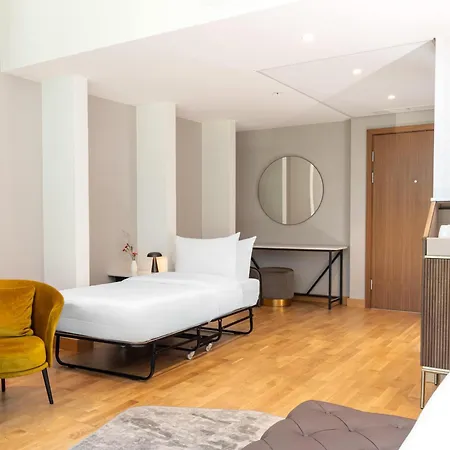 Nh Collection