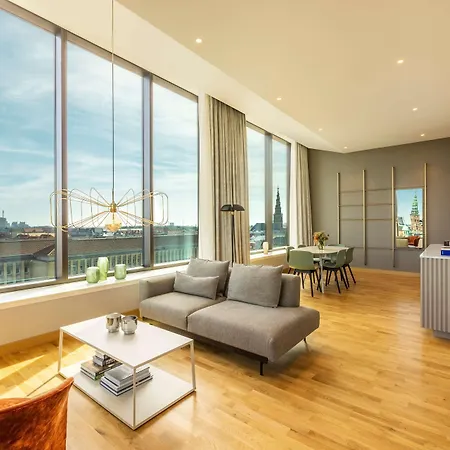 Hotell Nh Collection 5*