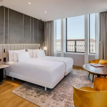 Nh Collection Hotel