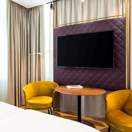 Nh Collection Otel